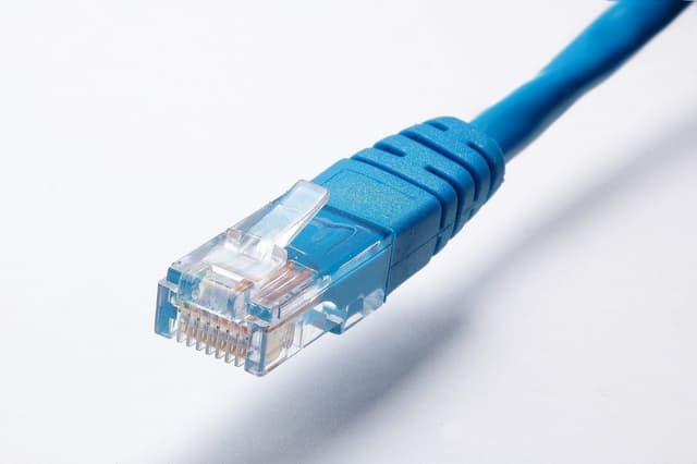 高級LANケーブル cat8