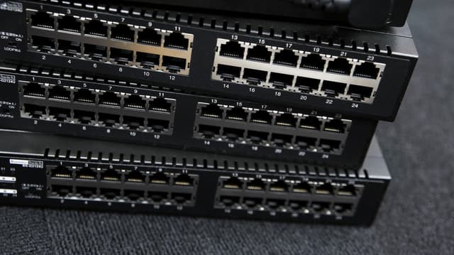高級LANハブ 1000Mbps 24ポート